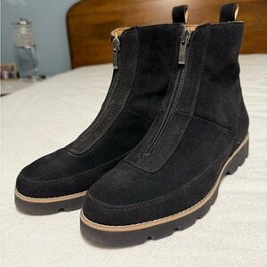 Vionic Black Ankle Boots with Zipper